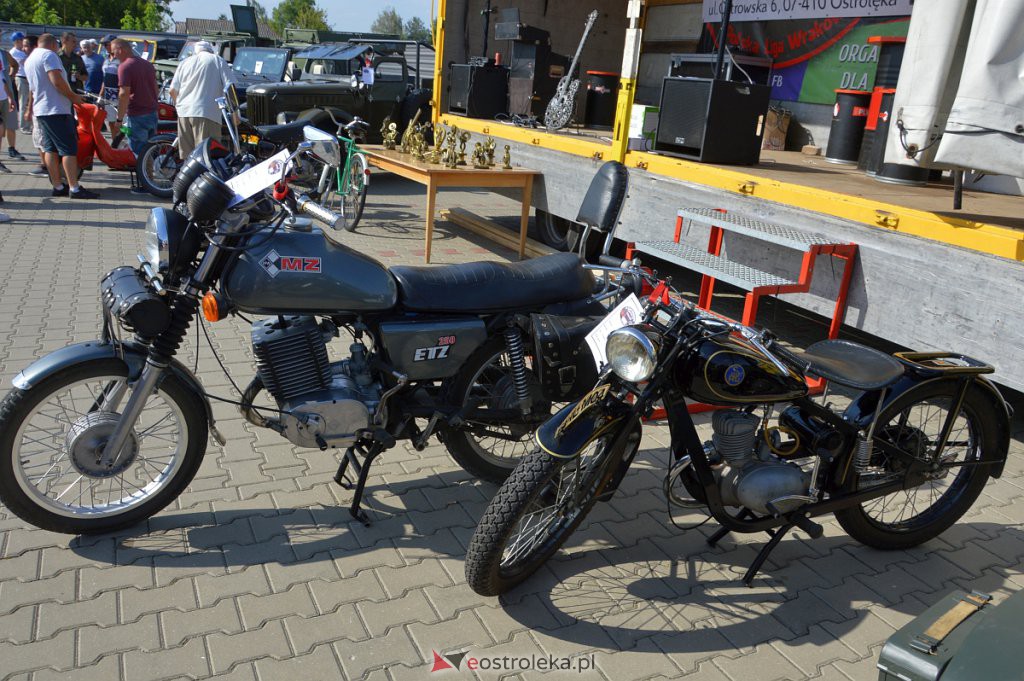 II Zlot Pojazdów Zabytkowych z lat PRL [28.08.2022] - zdjęcie #37 - eOstroleka.pl