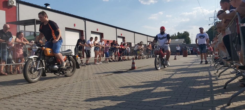 II Zlot Pojazdów Zabytkowych z lat PRL [28.08.2022] - zdjęcie #17 - eOstroleka.pl