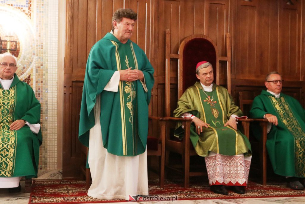 Pożegnanie ks. Jana Świerada [28.08.2022] - zdjęcie #88 - eOstroleka.pl