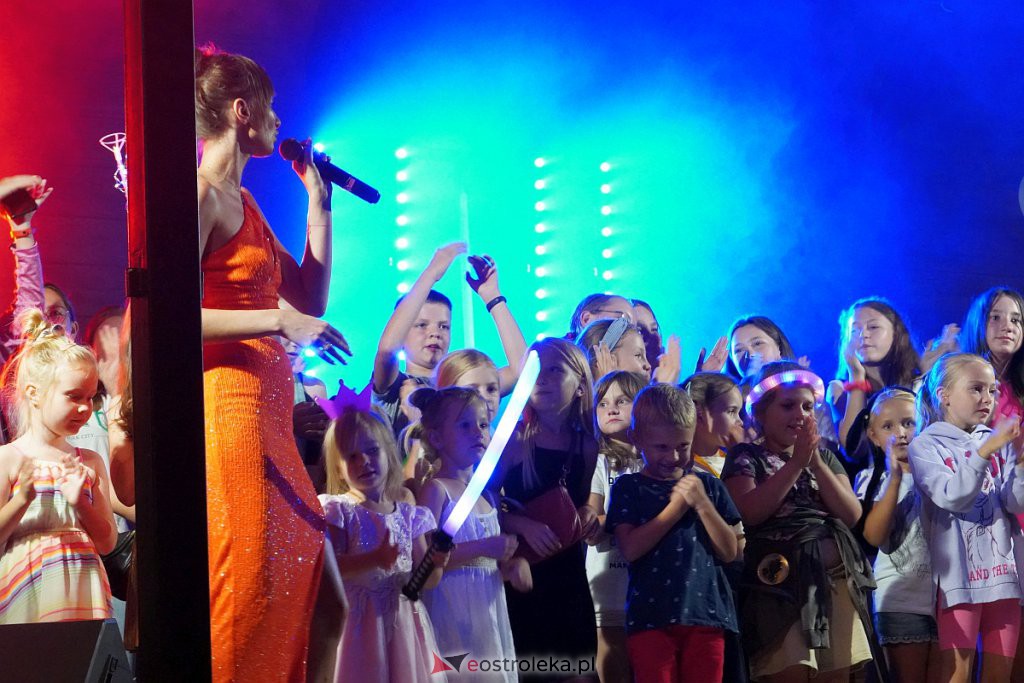 Dożynki w Troszynie - koncert zespołów Szpilki i Playboys [28.08.20222] - zdjęcie #86 - eOstroleka.pl