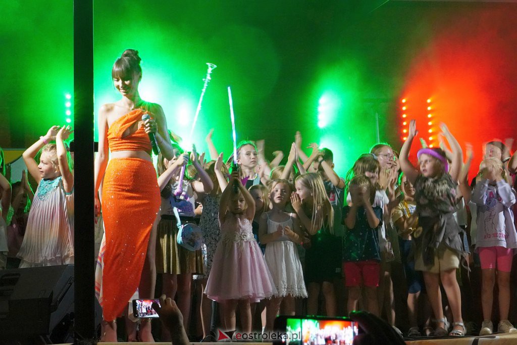 Dożynki w Troszynie - koncert zespołów Szpilki i Playboys [28.08.20222] - zdjęcie #83 - eOstroleka.pl