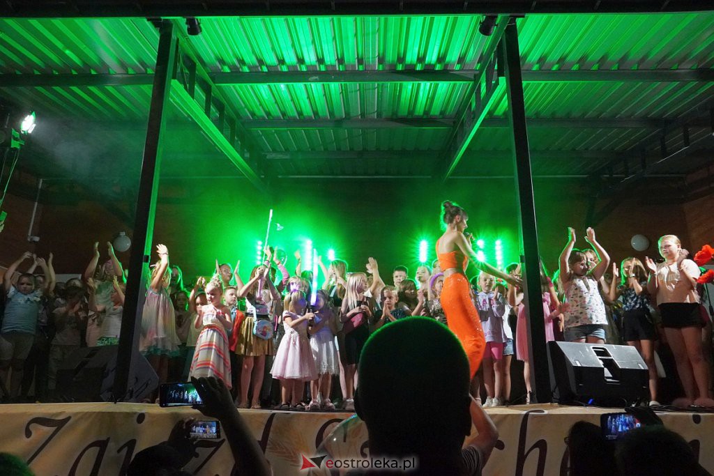 Dożynki w Troszynie - koncert zespołów Szpilki i Playboys [28.08.20222] - zdjęcie #70 - eOstroleka.pl