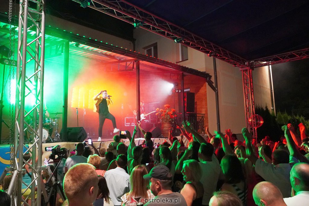 Dożynki w Troszynie - koncert zespołów Szpilki i Playboys [28.08.20222] - zdjęcie #39 - eOstroleka.pl