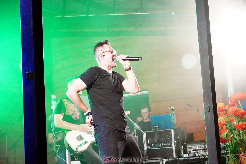 Dożynki w Troszynie - koncert zespołów Szpilki i Playboys [28.08.20222] - zdjęcie #93 - eOstroleka.pl