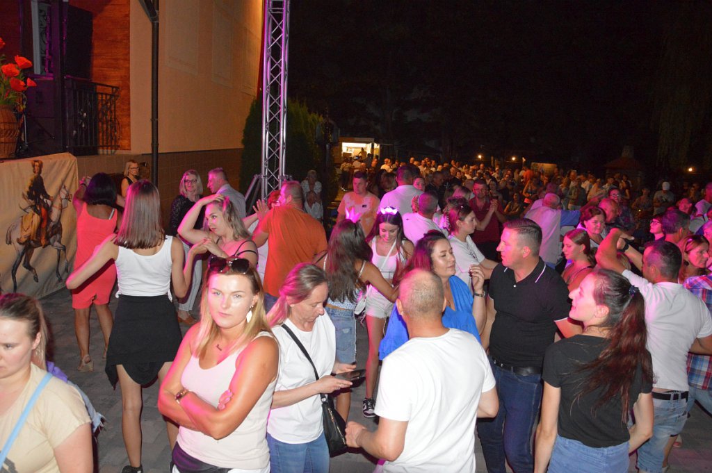 Dożynki w Troszynie - koncert zespołów Szpilki i Playboys [28.08.20222] - zdjęcie #15 - eOstroleka.pl
