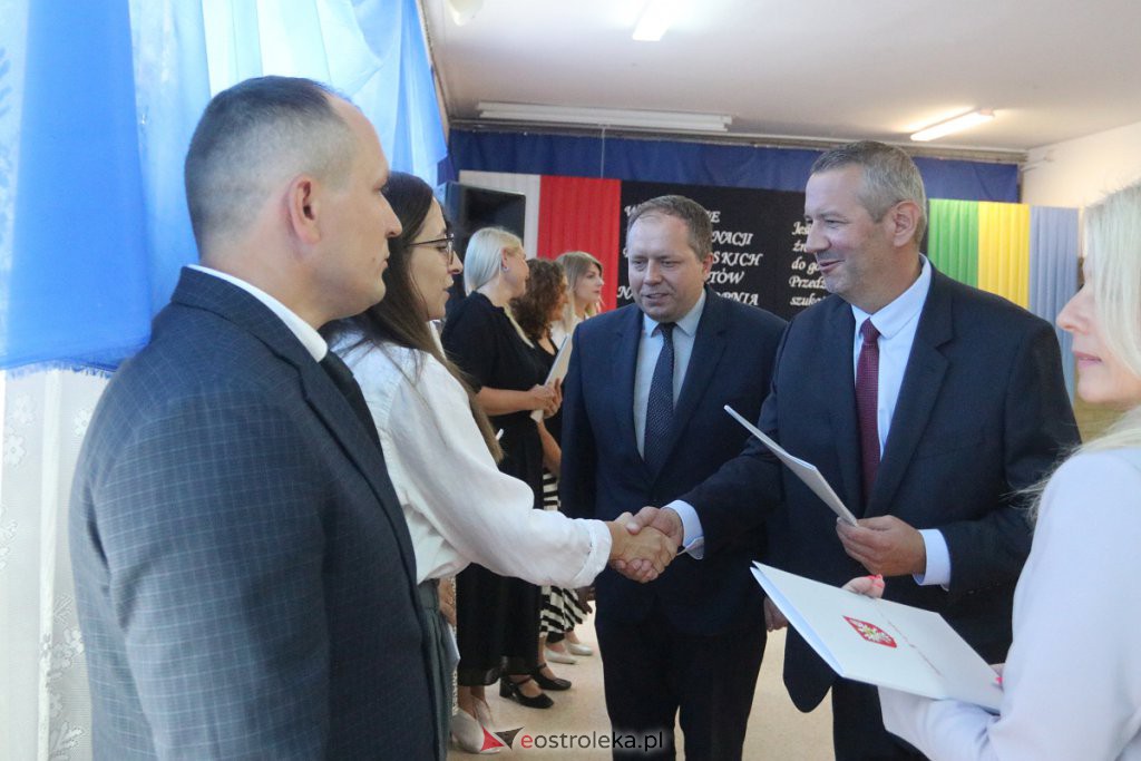 Nominacje dyrektorskie i nauczycieli mianowanych [30.08.2022] - zdjęcie #16 - eOstroleka.pl