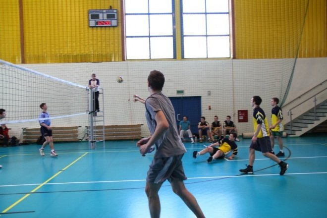 IX Mistrzostwa Miasta Ostrołęki Szkół Średnich (16-03-2011) - zdjęcie #25 - eOstroleka.pl