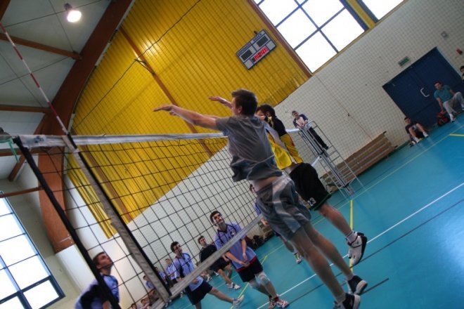 IX Mistrzostwa Miasta Ostrołęki Szkół Średnich (16-03-2011) - zdjęcie #18 - eOstroleka.pl