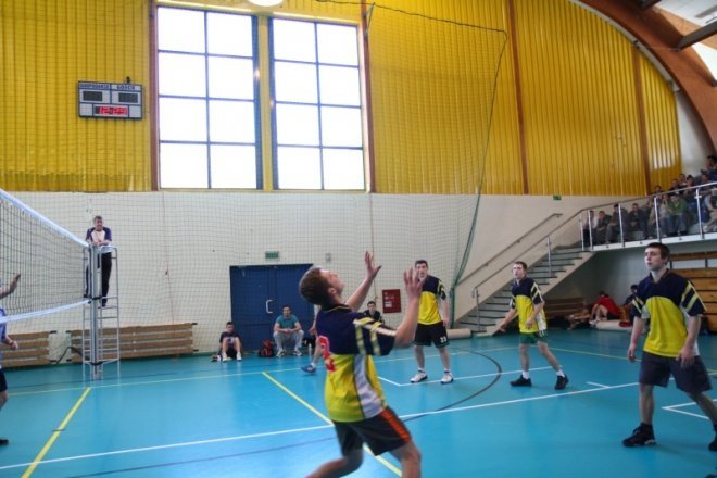 IX Mistrzostwa Miasta Ostrołęki Szkół Średnich (16-03-2011) - zdjęcie #13 - eOstroleka.pl