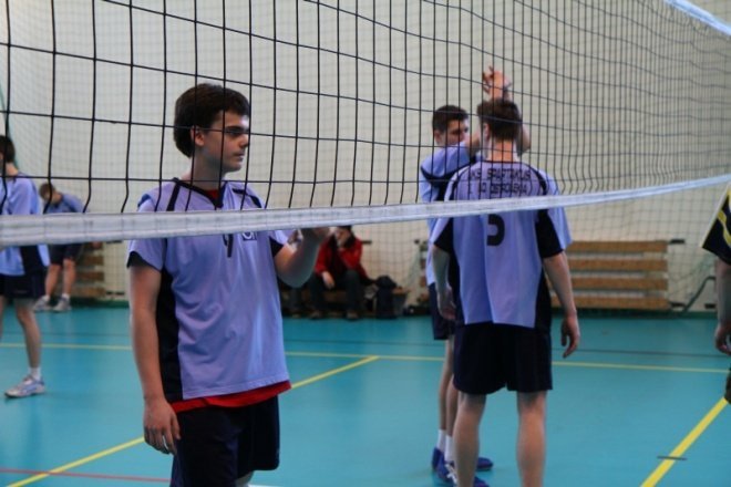 IX Mistrzostwa Miasta Ostrołęki Szkół Średnich (16-03-2011) - zdjęcie #8 - eOstroleka.pl