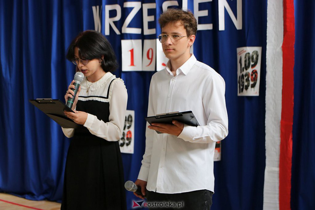 Rozpoczęcie roku szkolnego w ZSZ nr 3 w Ostrołęce [01.09.2022] - zdjęcie #68 - eOstroleka.pl