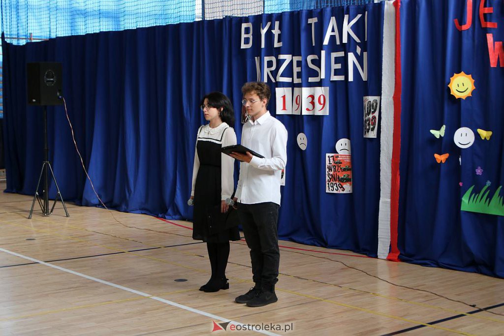 Rozpoczęcie roku szkolnego w ZSZ nr 3 w Ostrołęce [01.09.2022] - zdjęcie #65 - eOstroleka.pl