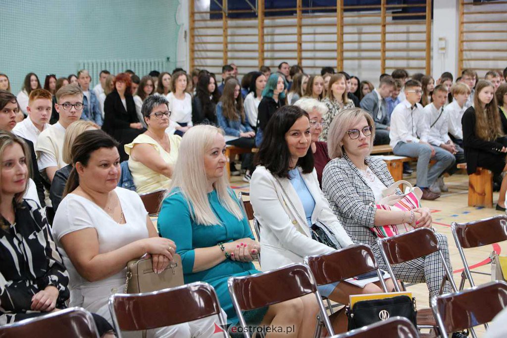 Rozpoczęcie roku szkolnego w ZSZ nr 3 w Ostrołęce [01.09.2022] - zdjęcie #47 - eOstroleka.pl