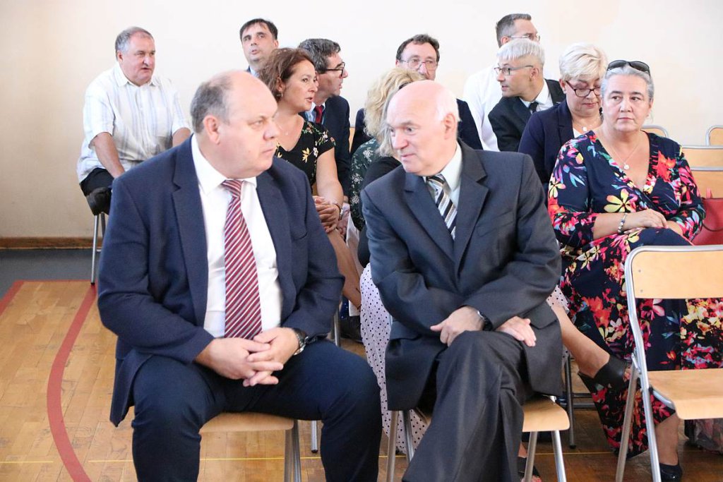 Rozpoczęcie roku szkolnego w ZSZ nr 1 [01.09.2022] - zdjęcie #87 - eOstroleka.pl