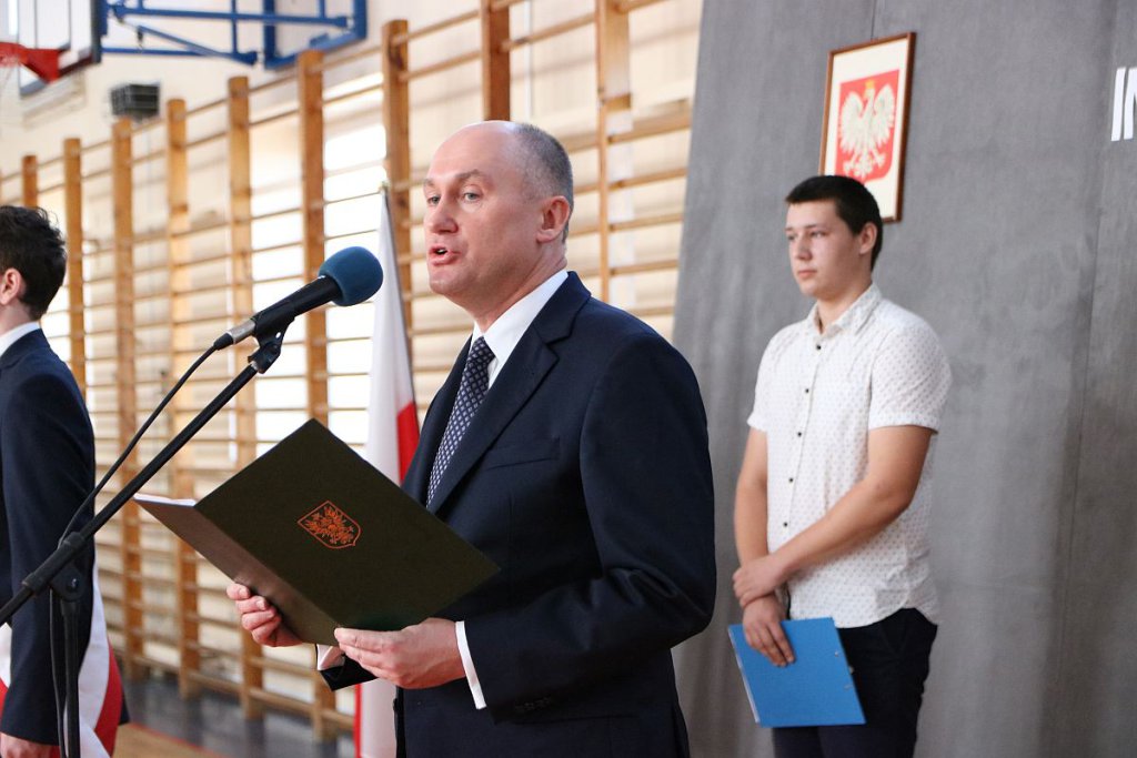 Rozpoczęcie roku szkolnego w ZSZ nr 1 [01.09.2022] - zdjęcie #47 - eOstroleka.pl