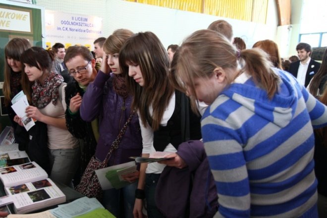 Targi Edukacji(17-03-2011) - zdjęcie #42 - eOstroleka.pl