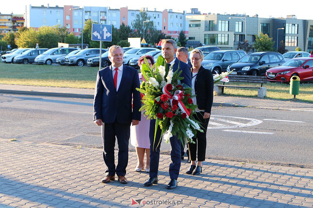 Ostrołęczanie uczcili pamięć ofiar II Wojny Światowej [01.09.2022] - zdjęcie #12 - eOstroleka.pl