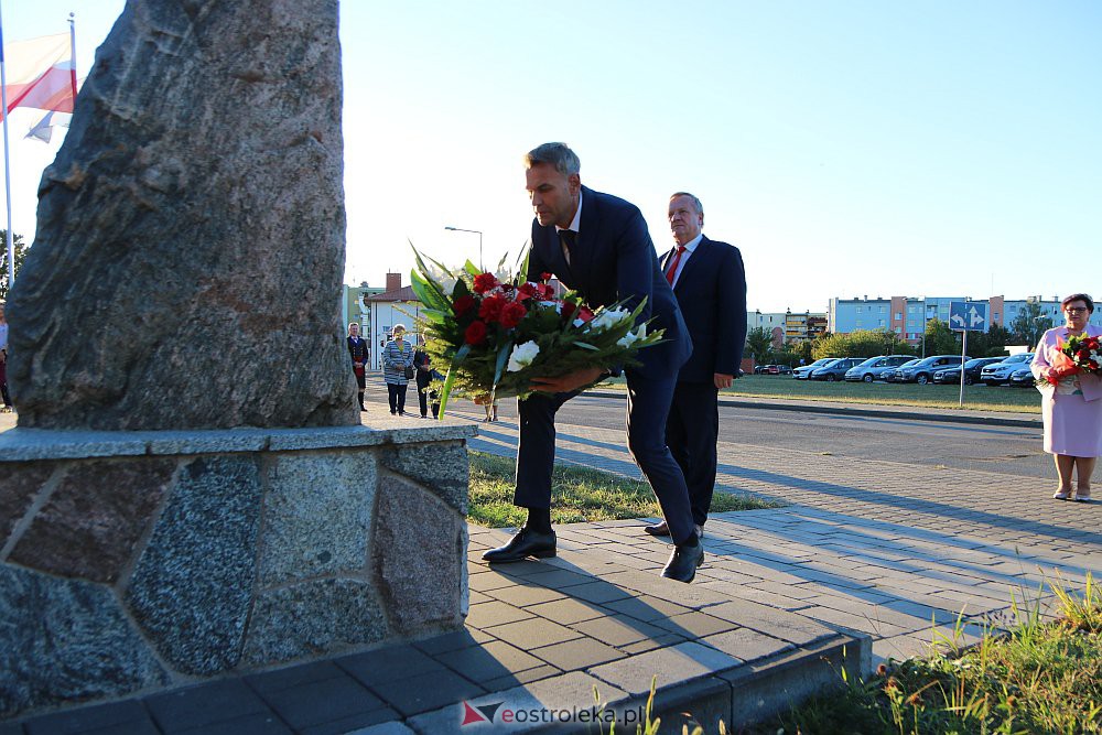 Ostrołęczanie uczcili pamięć ofiar II Wojny Światowej [01.09.2022] - zdjęcie #13 - eOstroleka.pl