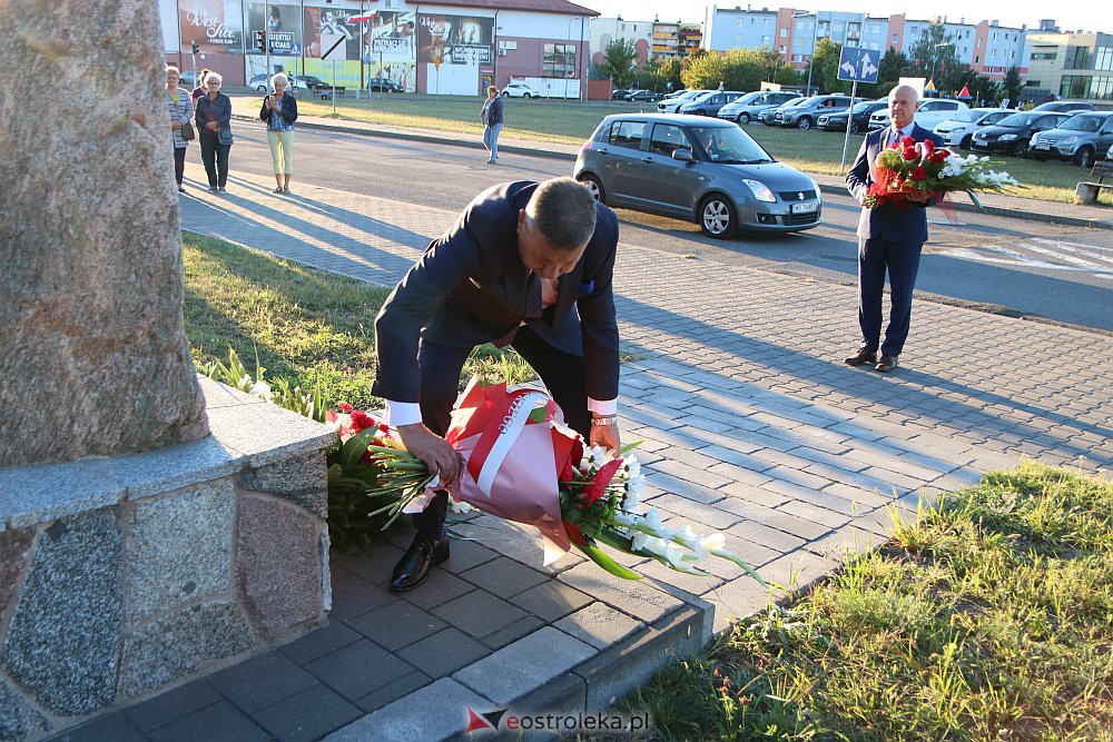 Ostrołęczanie uczcili pamięć ofiar II Wojny Światowej [01.09.2022] - zdjęcie #20 - eOstroleka.pl