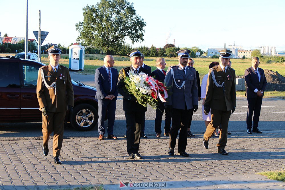 Ostrołęczanie uczcili pamięć ofiar II Wojny Światowej [01.09.2022] - zdjęcie #25 - eOstroleka.pl