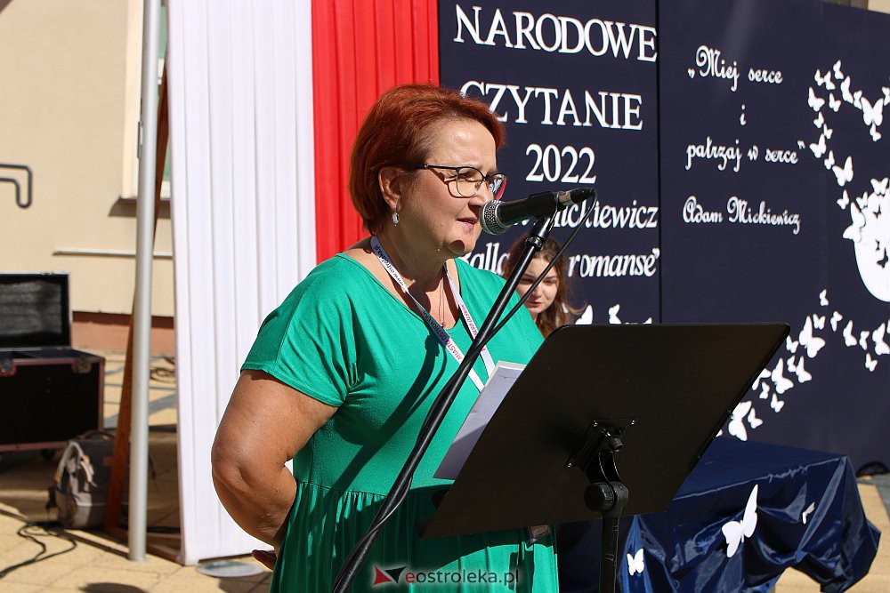 Narodowe Czytanie w Szkole Podstawowej nr 5 {02.09.2022] - zdjęcie #65 - eOstroleka.pl