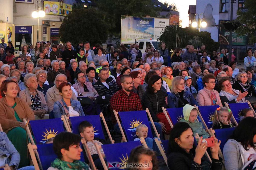 VII Festiwal Muzyczny Ostrołęckie Operalia - Disneyowo Operowo [02.09.2022] - zdjęcie #36 - eOstroleka.pl