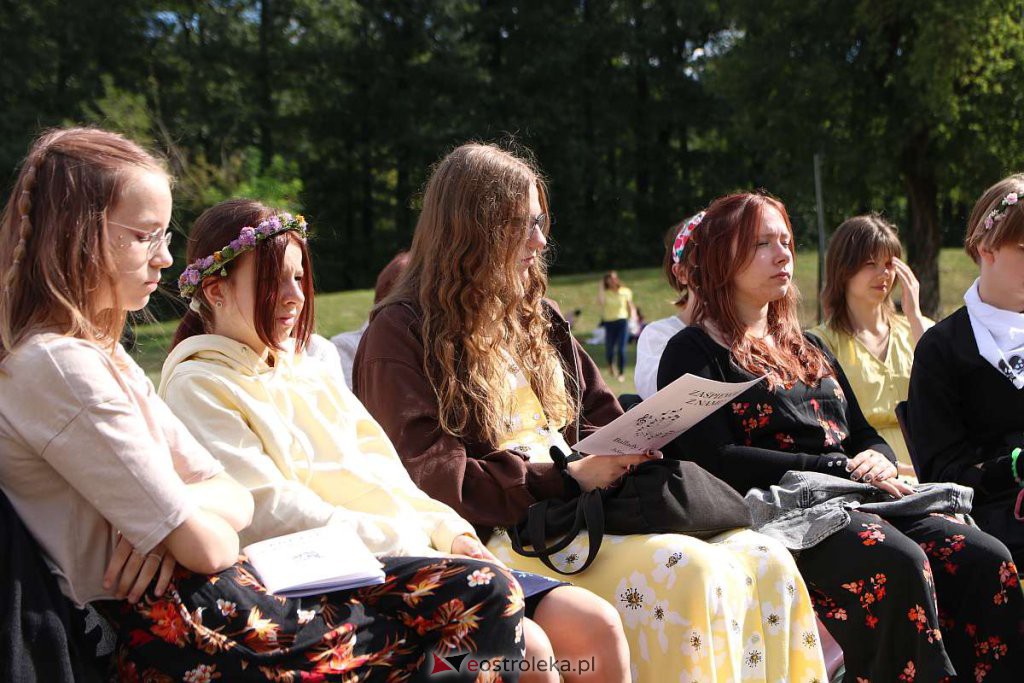 Piknik literacki na Fortach Bema i 11. edycja akcji Narodowe Czytanie w Ostrołęce [03.09.2022] - zdjęcie #5 - eOstroleka.pl