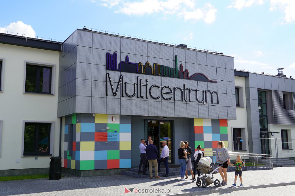 Multicentrum na osiedlu Stacja oficjalnie otwarte [03.09.2022] - zdjęcie #19 - eOstroleka.pl