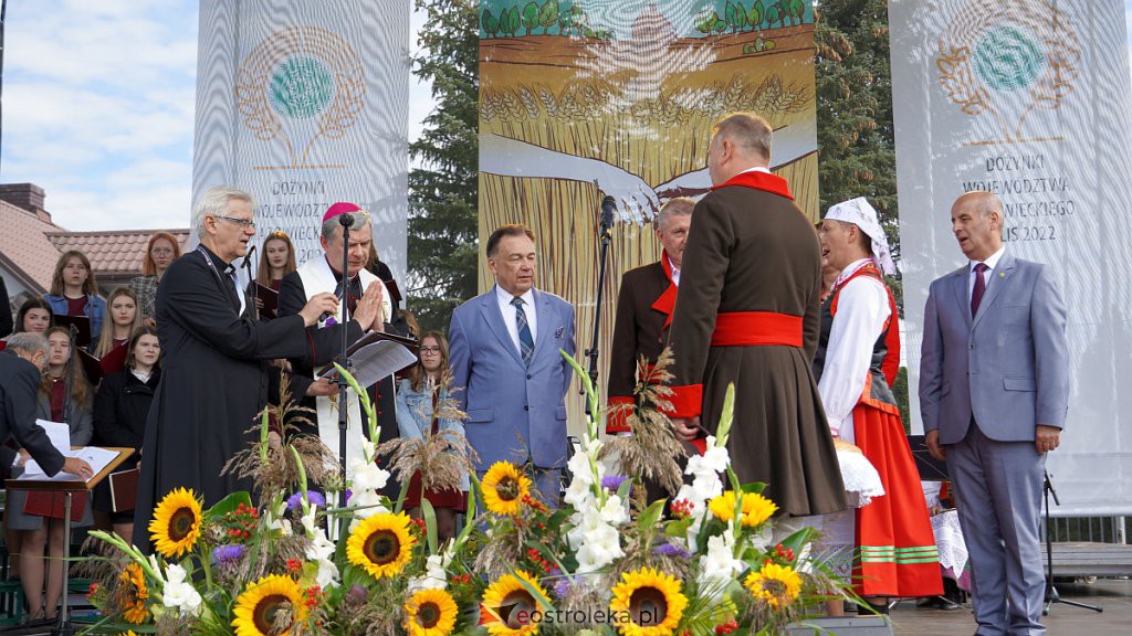 Dożynki w Lelisie 2022. Dzielnie chlebem i rozstrzygnięcie konkursu na najpiękniejszy wieniec dożynkowy [04.09.2022] - zdjęcie #65 - eOstroleka.pl