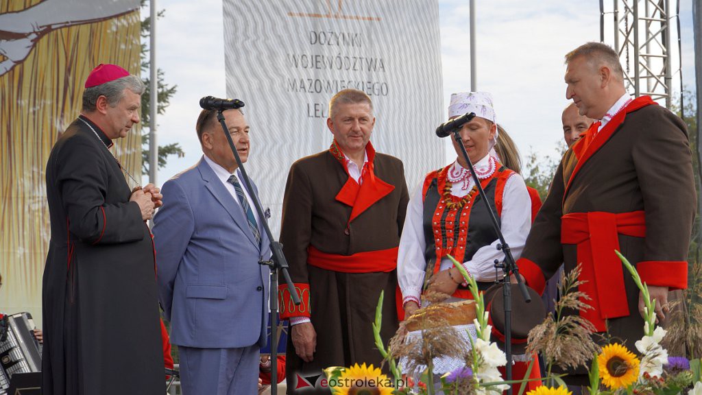 Dożynki w Lelisie 2022. Dzielnie chlebem i rozstrzygnięcie konkursu na najpiękniejszy wieniec dożynkowy [04.09.2022] - zdjęcie #63 - eOstroleka.pl