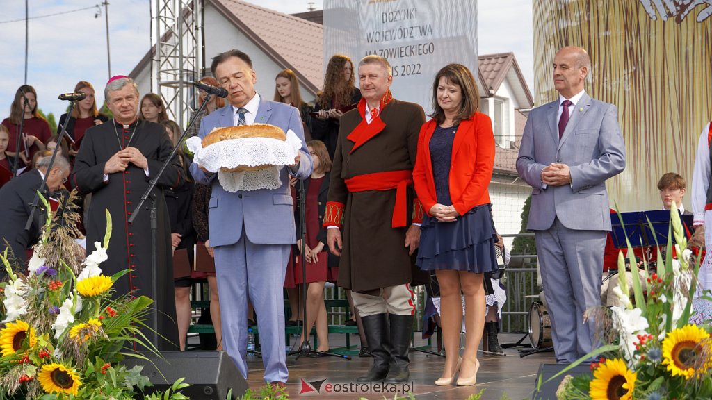 Dożynki w Lelisie 2022. Dzielnie chlebem i rozstrzygnięcie konkursu na najpiękniejszy wieniec dożynkowy [04.09.2022] - zdjęcie #61 - eOstroleka.pl
