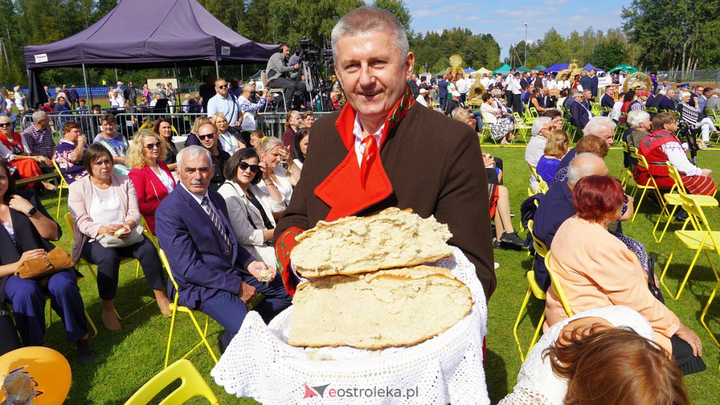 Dożynki w Lelisie 2022. Dzielnie chlebem i rozstrzygnięcie konkursu na najpiękniejszy wieniec dożynkowy [04.09.2022] - zdjęcie #39 - eOstroleka.pl