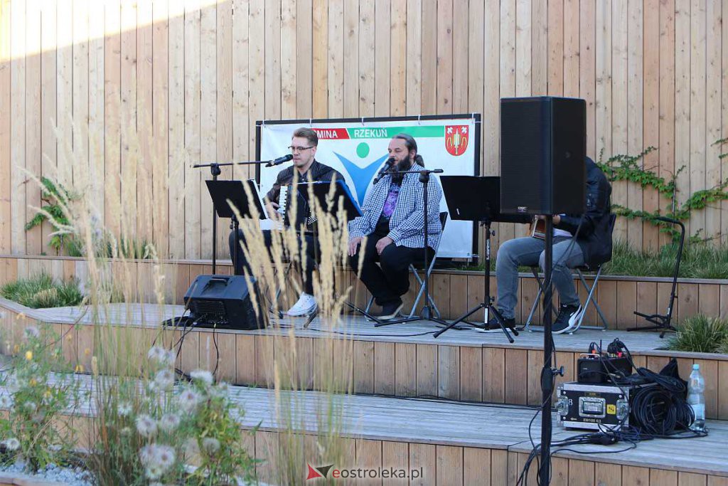 Muzyczne lato w tężni. Tym razem Grupa Nie Oni Jedni [04.09.2022] - zdjęcie #20 - eOstroleka.pl