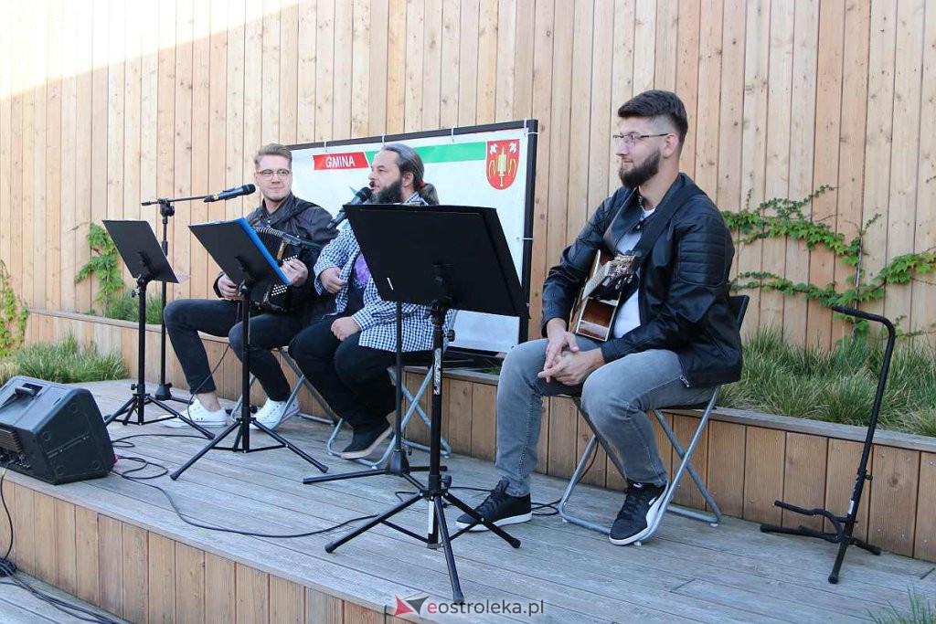 Muzyczne lato w tężni. Tym razem Grupa Nie Oni Jedni [04.09.2022] - zdjęcie #11 - eOstroleka.pl