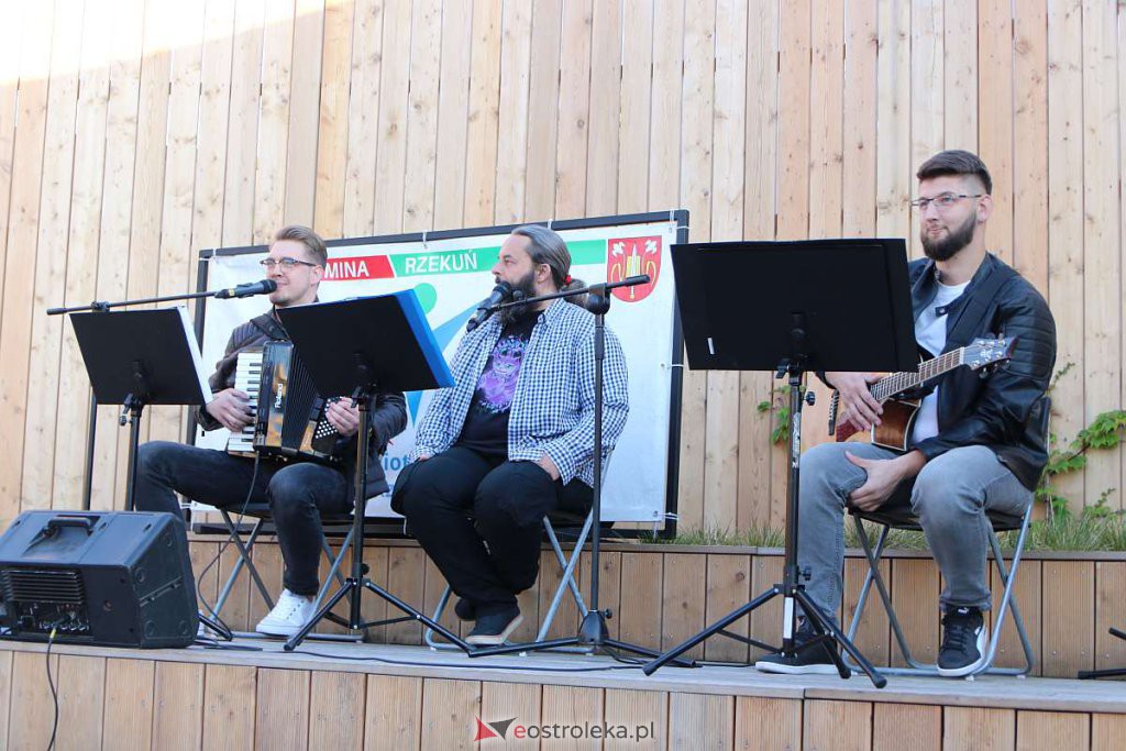 Muzyczne lato w tężni. Tym razem Grupa Nie Oni Jedni [04.09.2022] - zdjęcie #3 - eOstroleka.pl