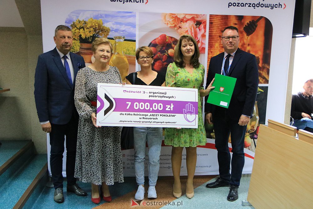 Mazowsze wspiera aktywne koła gospodyń wiejskich [05.09.2022] - zdjęcie #2 - eOstroleka.pl