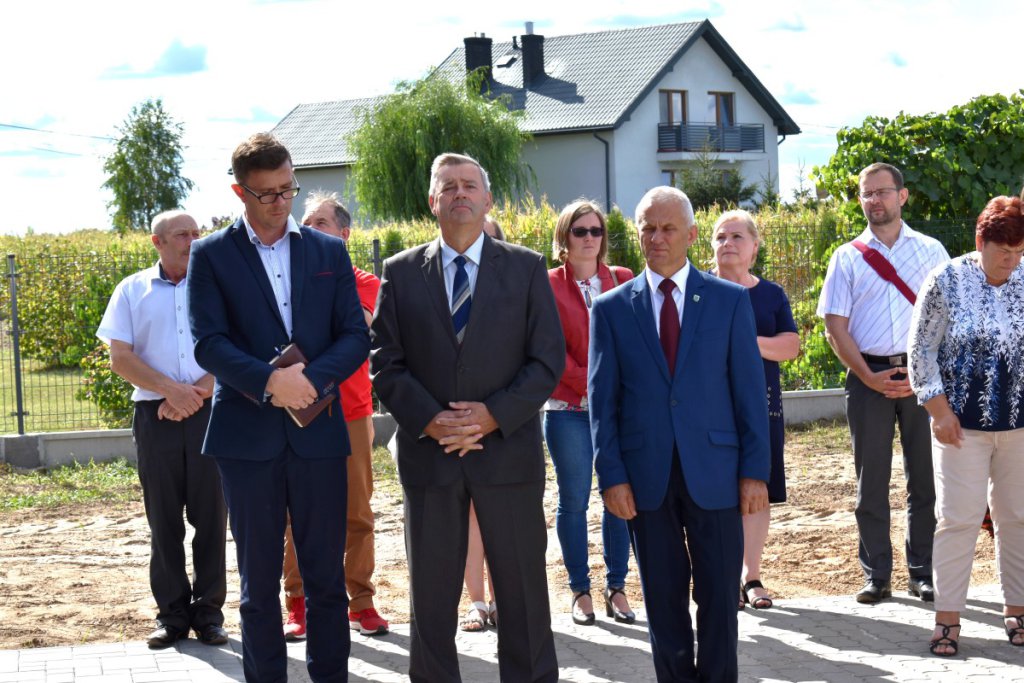 W Szafrankach mają własne miejsce do sołeckich spotkań i zabaw. Nowa świetlica wiejska oficjalnie otwarta! [06.09.2022] - zdjęcie #30 - eOstroleka.pl