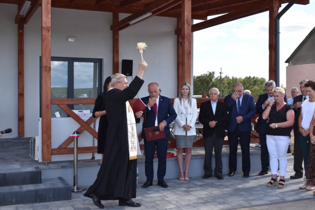 W Szafrankach mają własne miejsce do sołeckich spotkań i zabaw. Nowa świetlica wiejska oficjalnie otwarta! [06.09.2022] - zdjęcie #8 - eOstroleka.pl