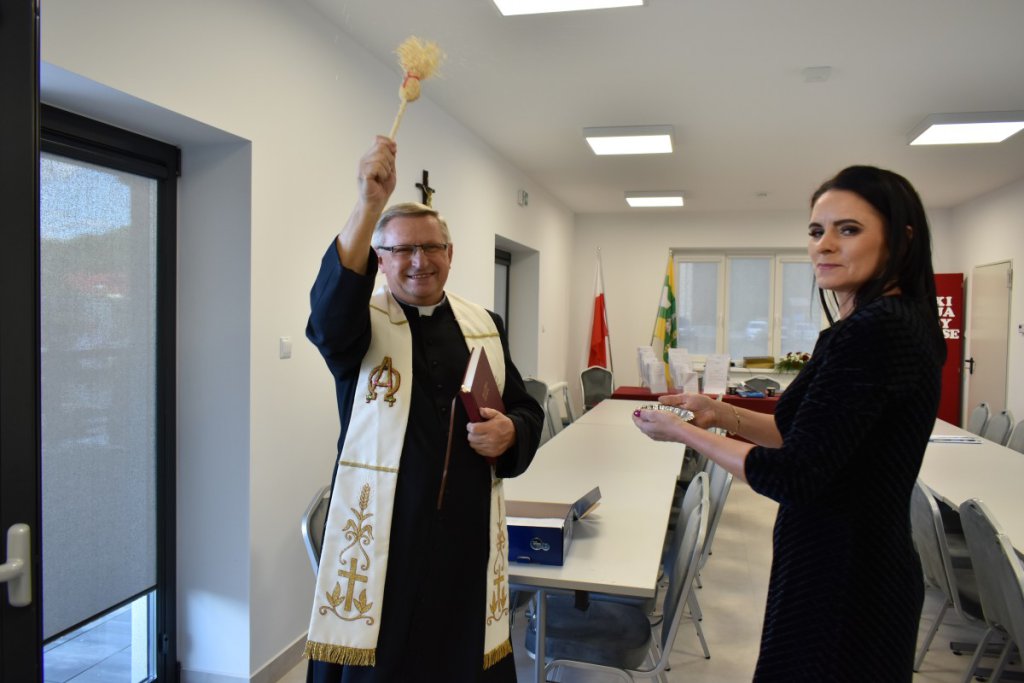 W Szafrankach mają własne miejsce do sołeckich spotkań i zabaw. Nowa świetlica wiejska oficjalnie otwarta! [06.09.2022] - zdjęcie #7 - eOstroleka.pl