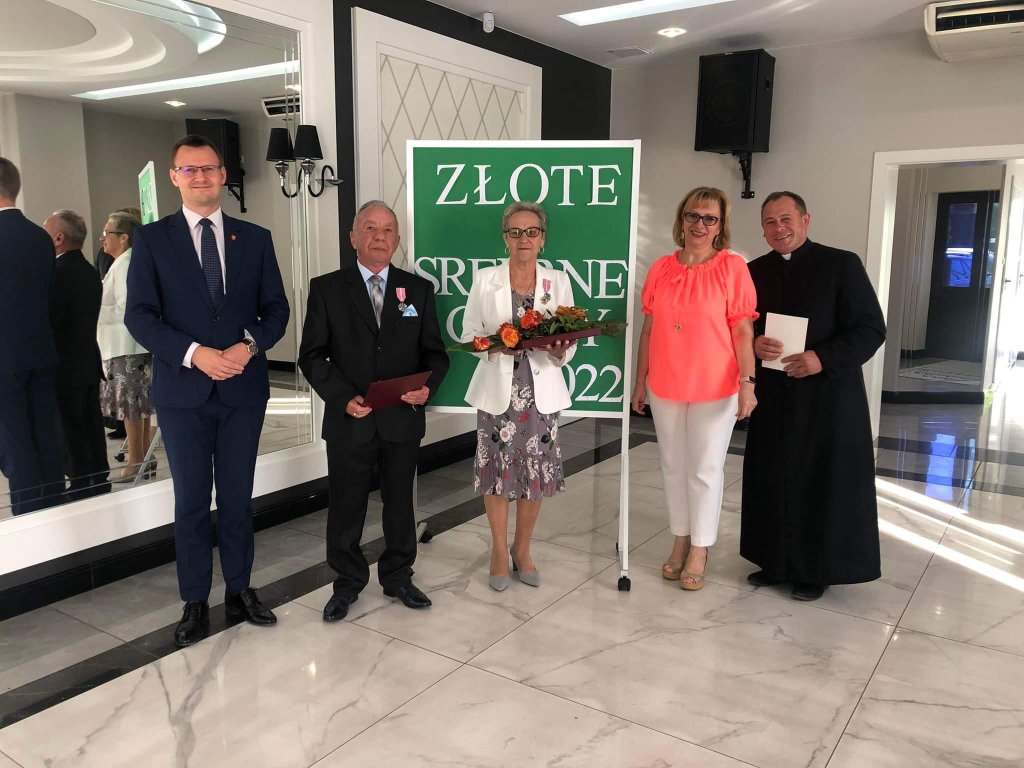 Piękne jubileusze w gminie Rzekuń. Świętowano Złote i Srebrne Gody [07.09.2022] - zdjęcie #43 - eOstroleka.pl