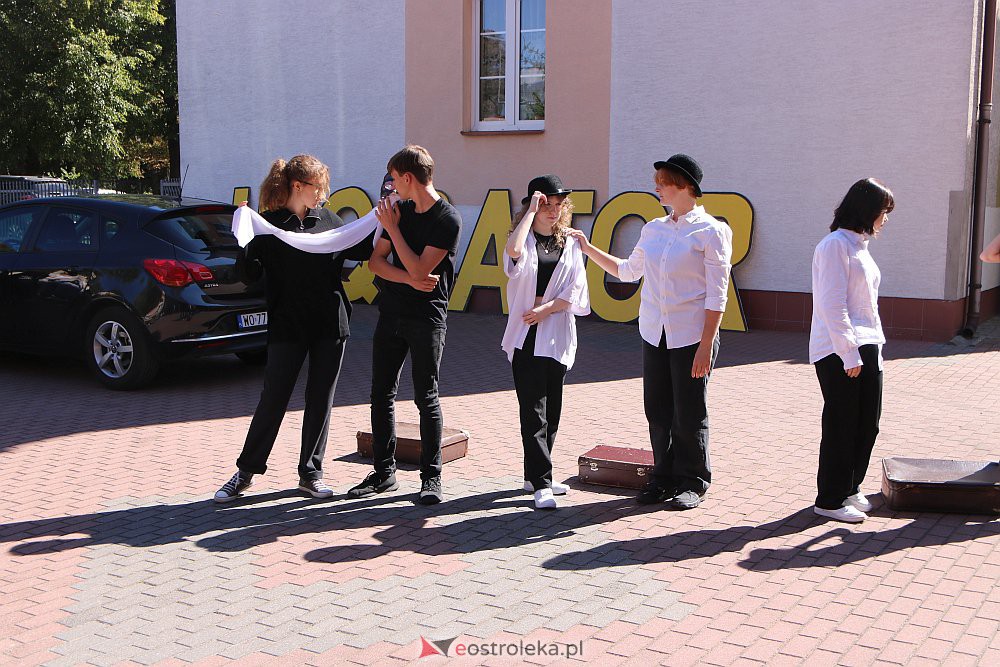 OSA i De-eM z akcją “Duża przerwa” w kolejnych szkołach [07.09.2022] - zdjęcie #77 - eOstroleka.pl