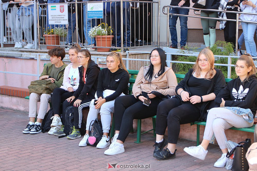 OSA i De-eM z akcją “Duża przerwa” w kolejnych szkołach [07.09.2022] - zdjęcie #71 - eOstroleka.pl