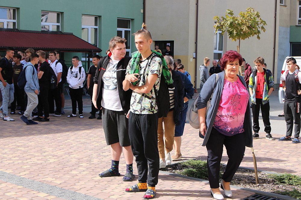 OSA z “Dużą przerwą” w ZSZ nr 1 [08.09.2022] - zdjęcie #10 - eOstroleka.pl