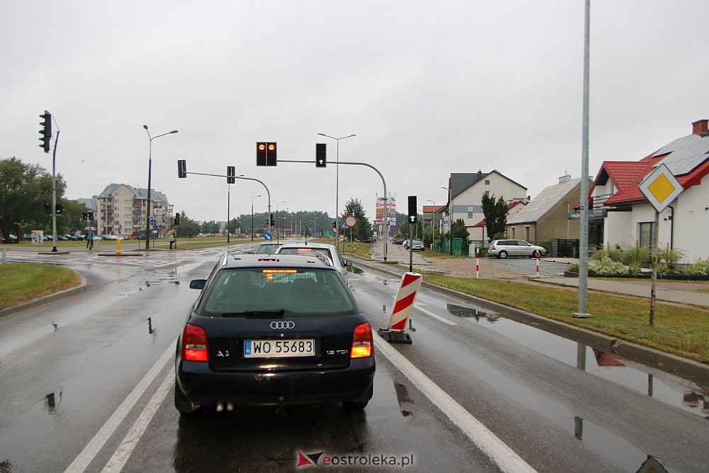 Uwaga kierowcy! Rondo Zbawiciela Świata całkowicie nieprzejezdne [09.09.2022] - zdjęcie #10 - eOstroleka.pl