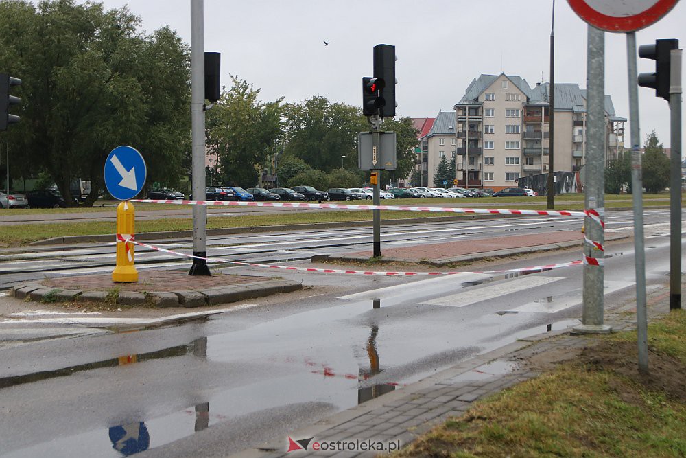 Uwaga kierowcy! Rondo Zbawiciela Świata całkowicie nieprzejezdne [09.09.2022] - zdjęcie #15 - eOstroleka.pl