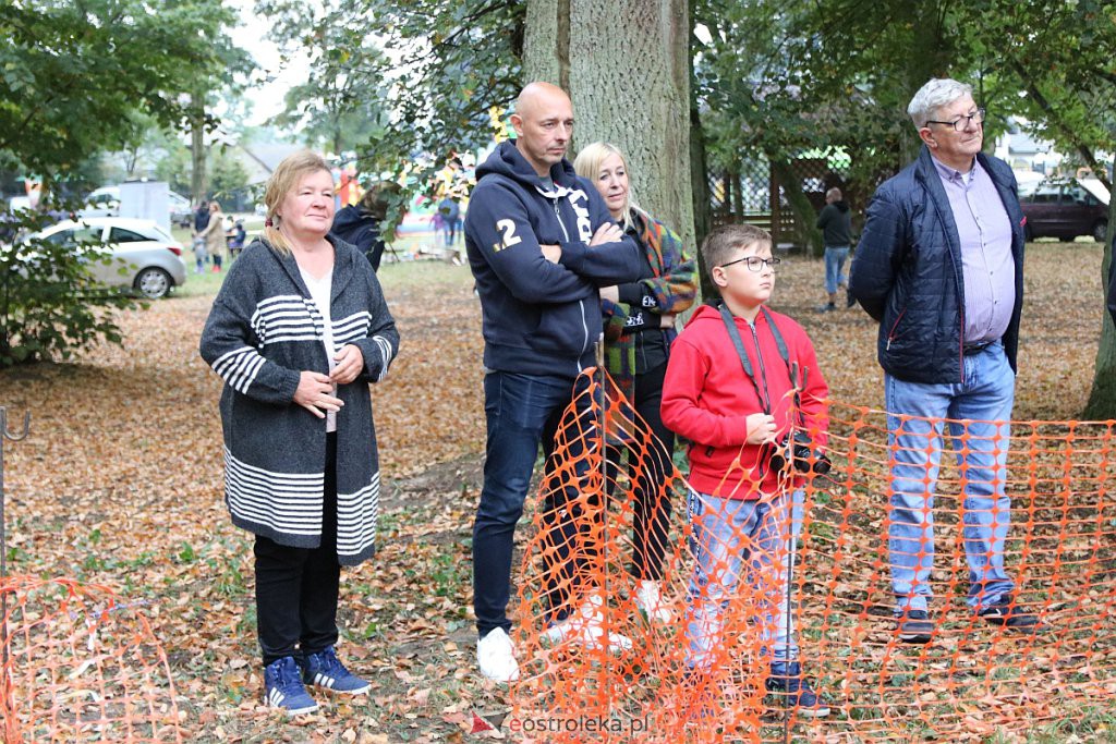 Pieczenie ziemniaka z pokazem tresury psów obronnych w Przytułach Starych [10.09.2022] - zdjęcie #103 - eOstroleka.pl