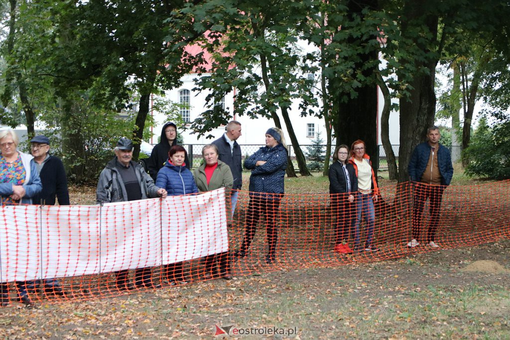 Pieczenie ziemniaka z pokazem tresury psów obronnych w Przytułach Starych [10.09.2022] - zdjęcie #91 - eOstroleka.pl