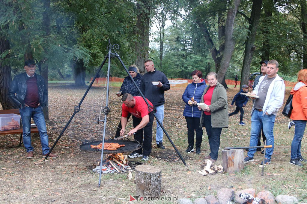 Pieczenie ziemniaka z pokazem tresury psów obronnych w Przytułach Starych [10.09.2022] - zdjęcie #35 - eOstroleka.pl