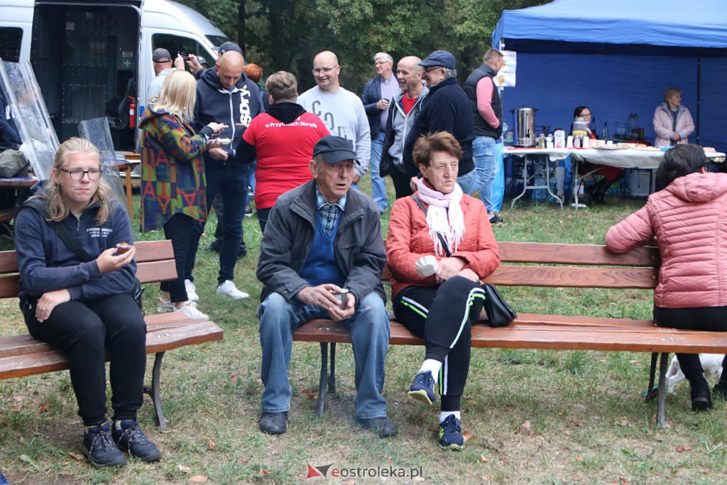 Pieczenie ziemniaka z pokazem tresury psów obronnych w Przytułach Starych [10.09.2022] - zdjęcie #30 - eOstroleka.pl