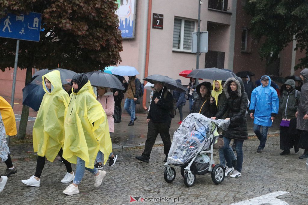 Pielgrzymka do Dąbrówki [11.09.2022] - zdjęcie #6 - eOstroleka.pl